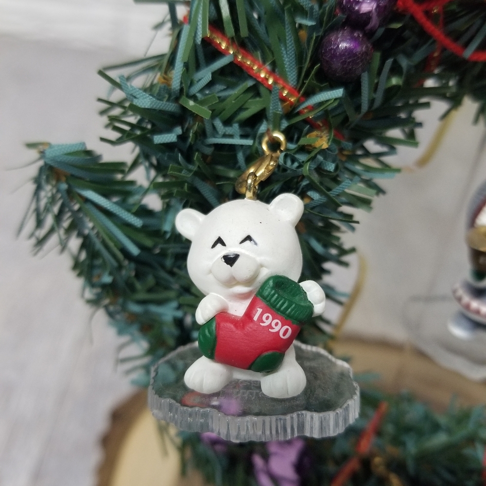 Hallmark Frosty Friends wreath - Picture 5 of 8